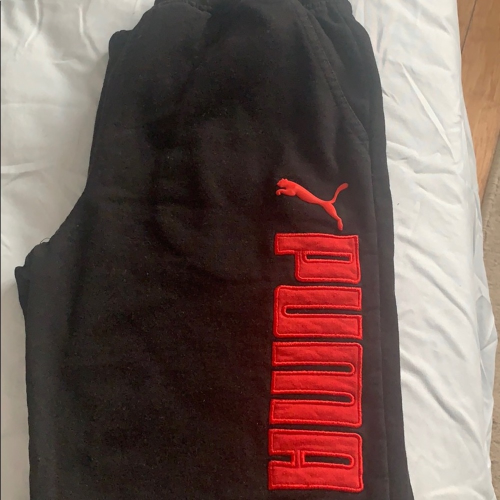 BOYS PUMA SWEATS